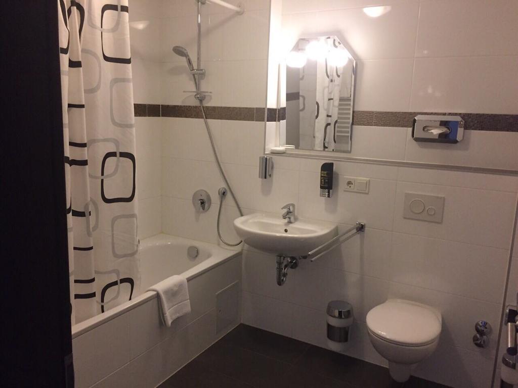 Hotel Monte Cristo Offenbach am Main Esterno foto
