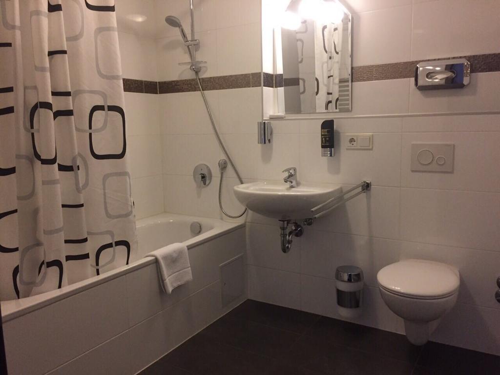 Hotel Monte Cristo Offenbach am Main Esterno foto